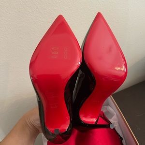 Authentic Christian Louboutin pigalle patent leather heels size 34.5